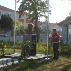 Paslanmaz Bayrak Direği