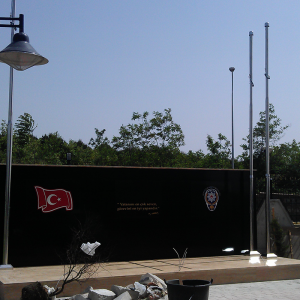 Paslanmaz Bayrak Direği